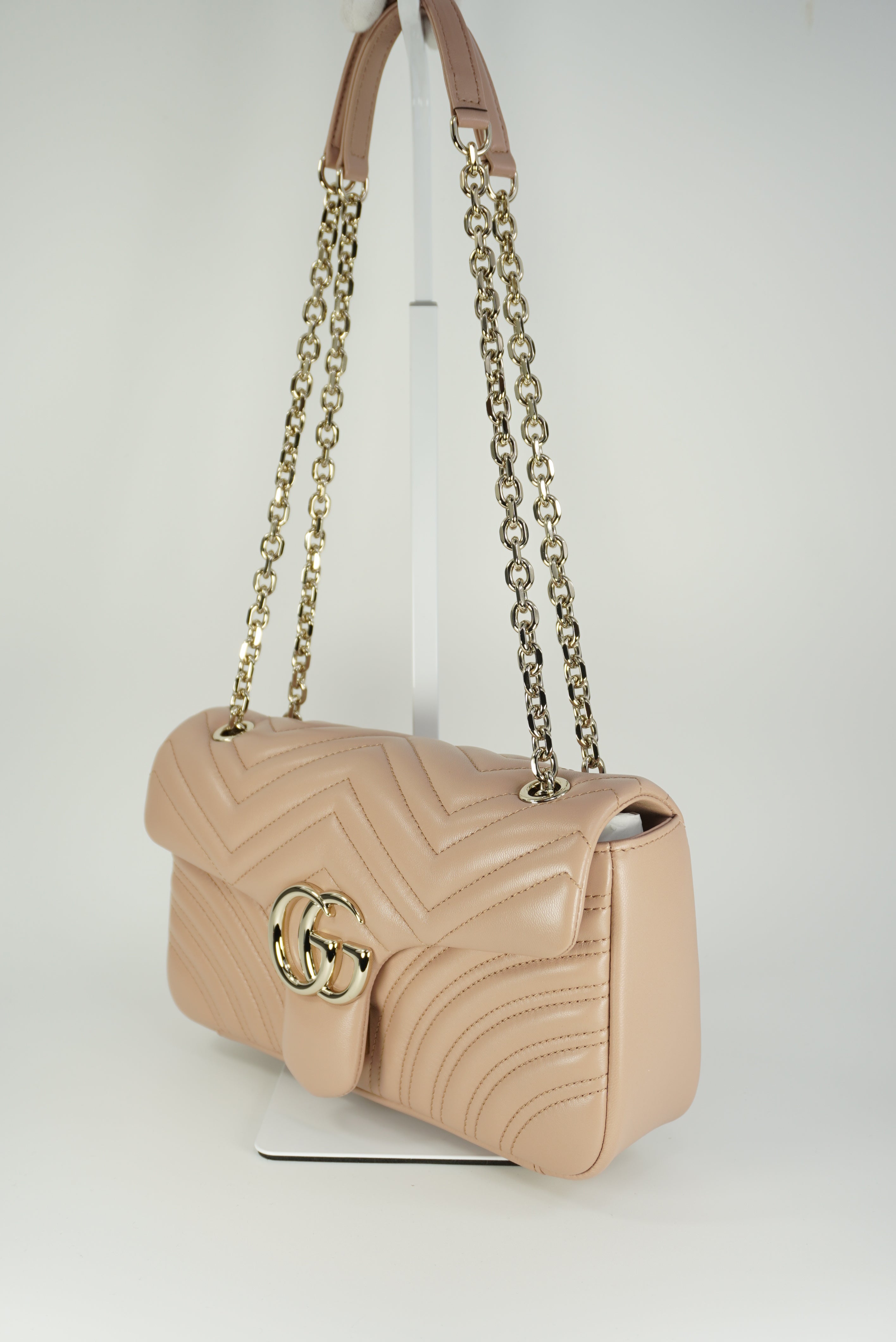 GUCCI GG Marmont medium shoulder bag New Season