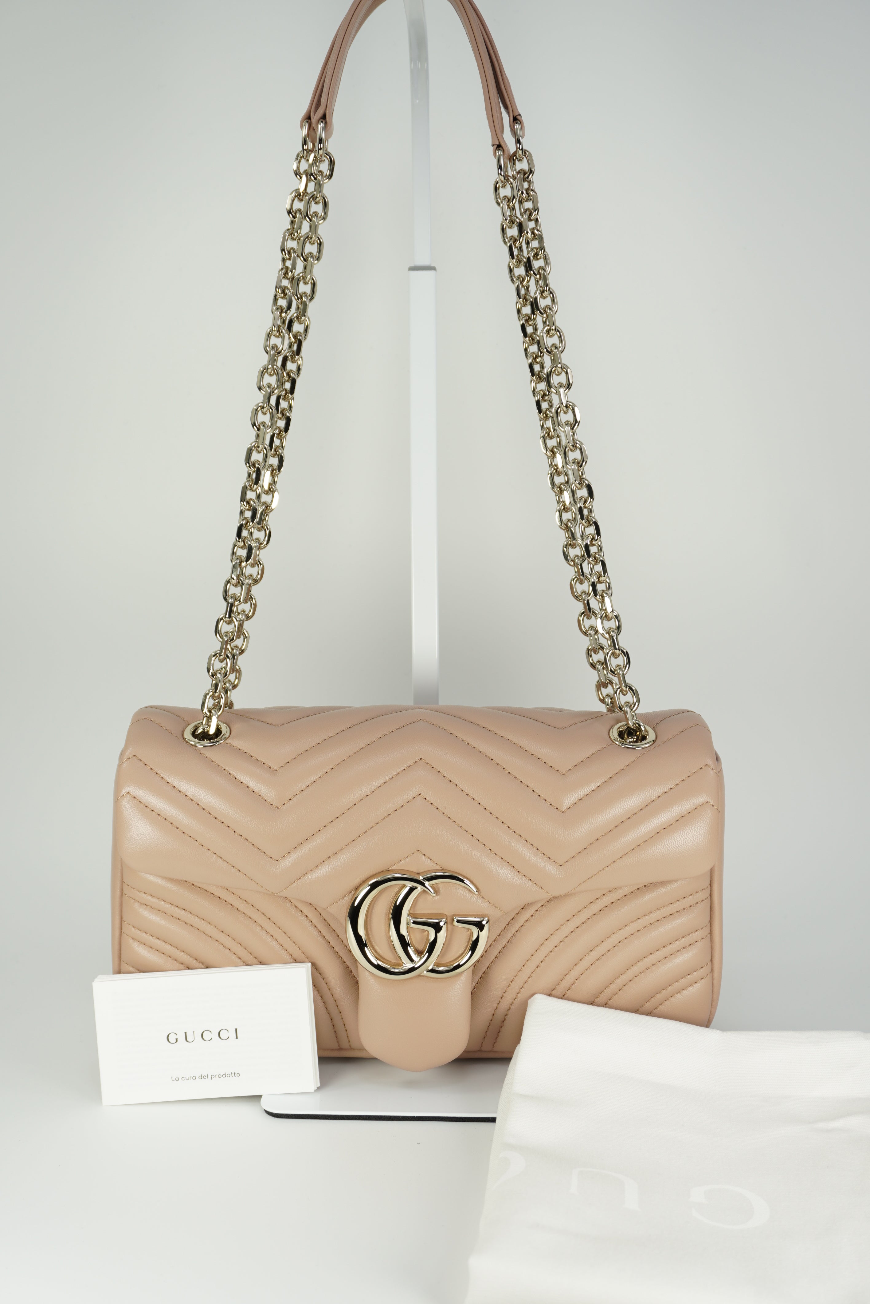GUCCI GG Pink-Beige Marmont medium shoulder bag New Season