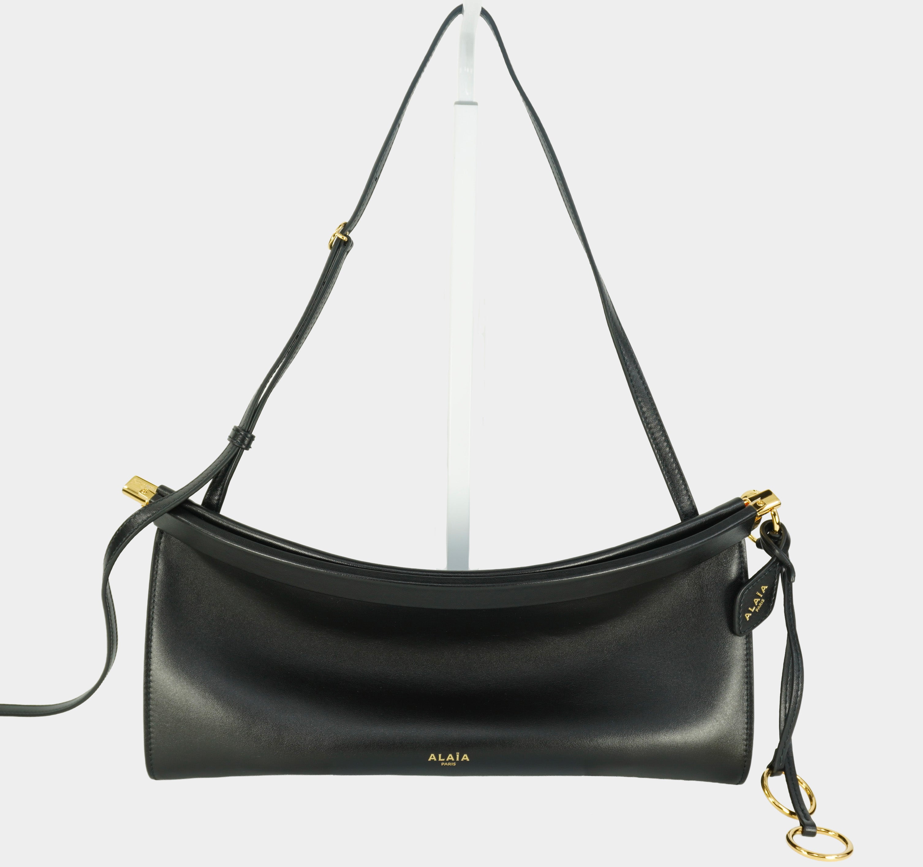 ALAÏA LE CLICK EAST WEST MEDIUM BAG IN CALFSKIN