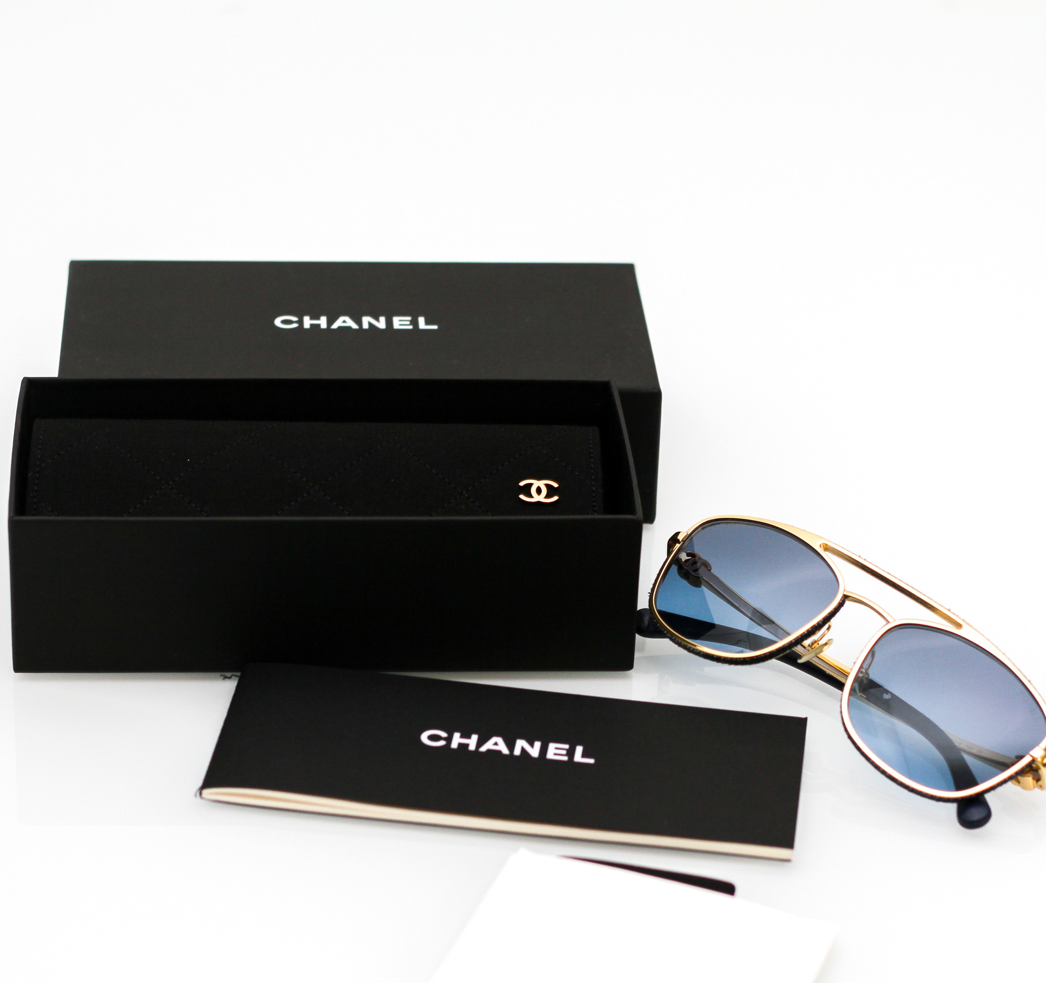 Chanel Pilot Sunglasses CH4290Q