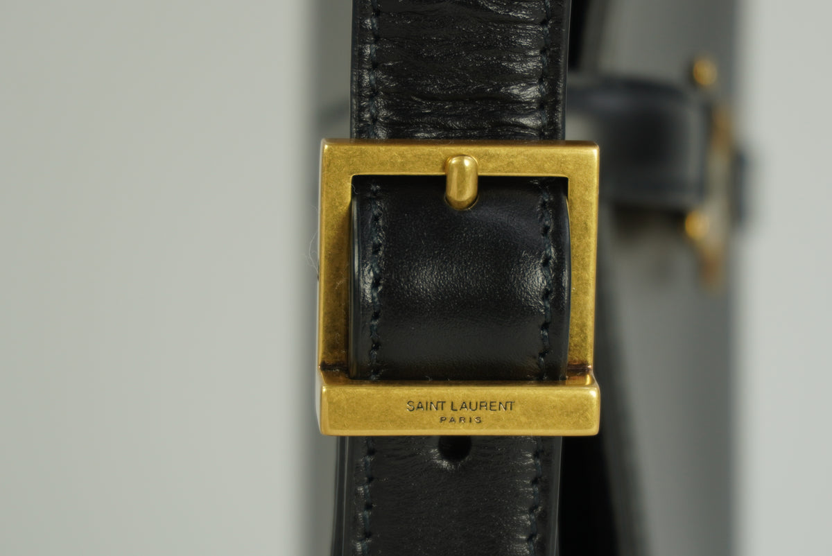 SAINT LAURENT LE 5 À 7 in smooth leather new season