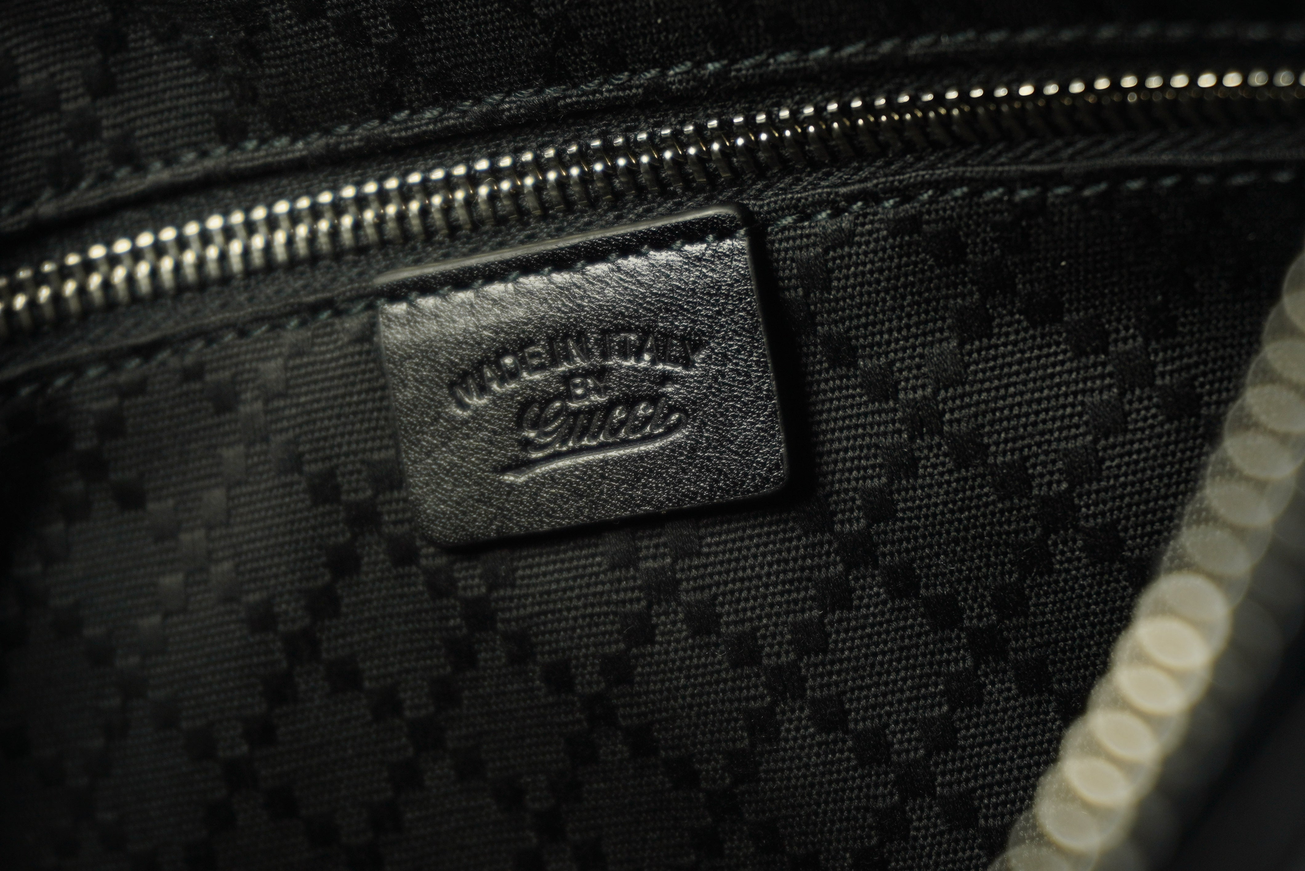 GUCCI Lunetta small crossbody bag New Season