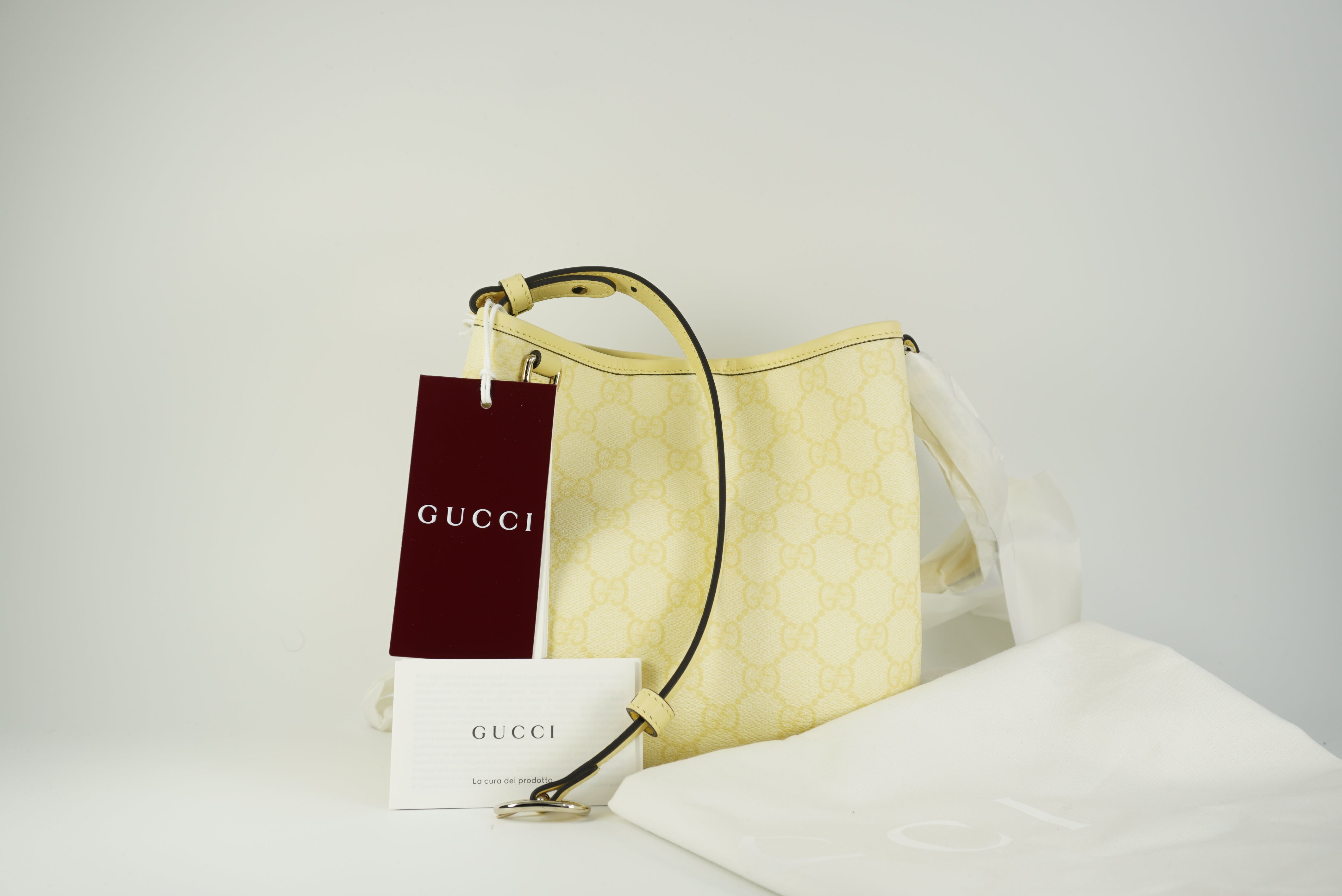 GUCCI GG Emblem Bucket Coated cotton bag GG Monogram