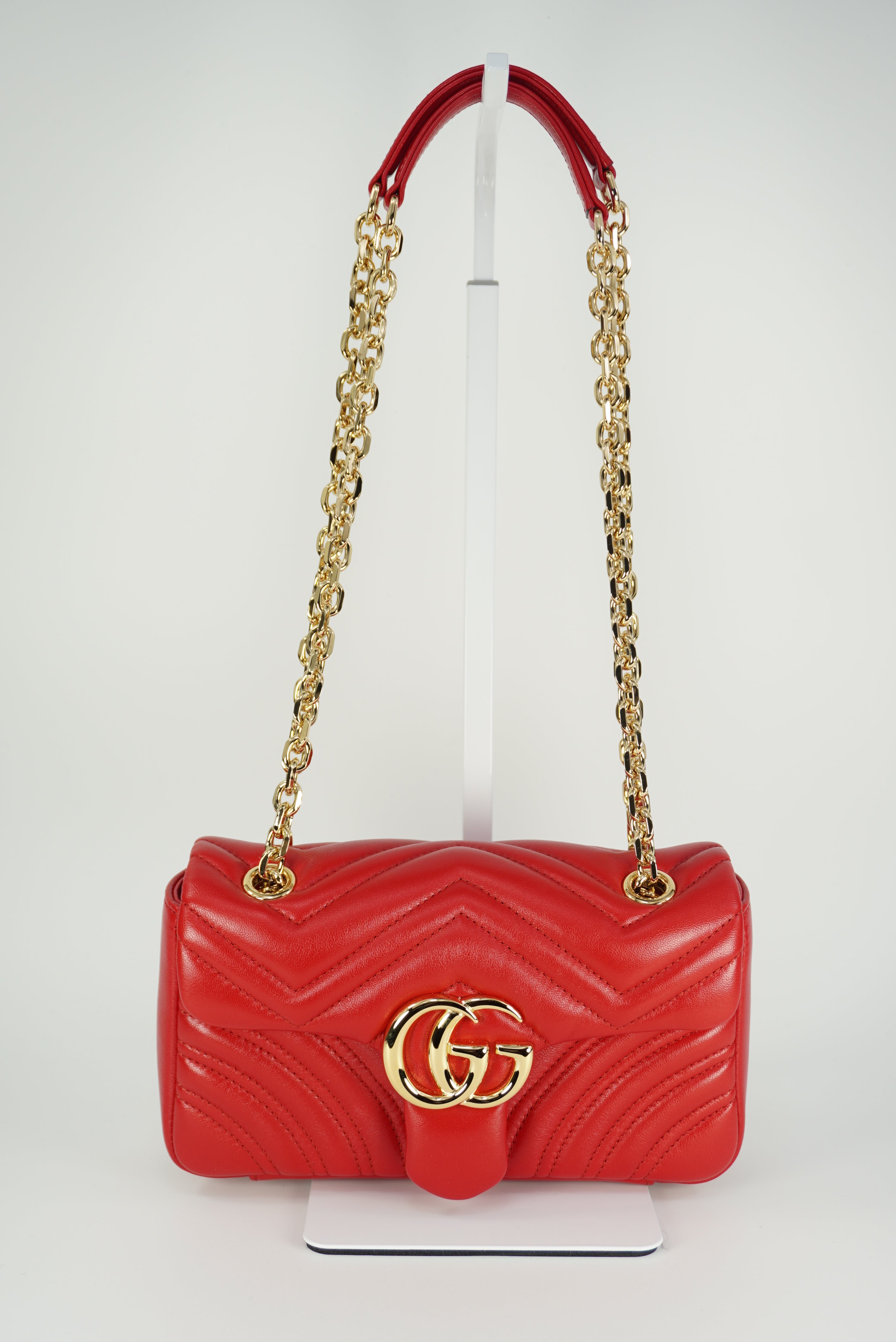 GUCCI GG Marmont medium shoulder bag New Season