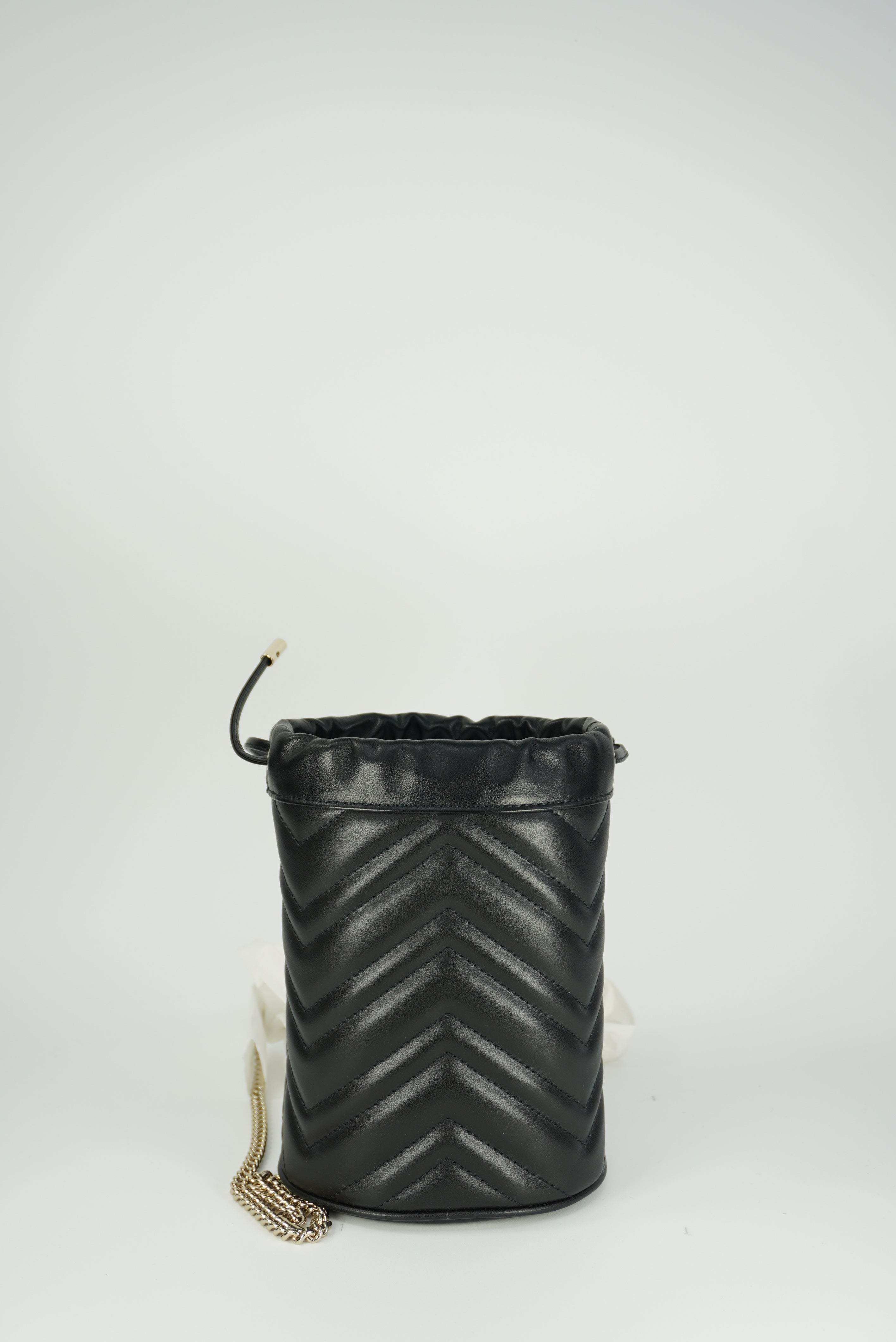GUCCI GG Marmont bucket small bag