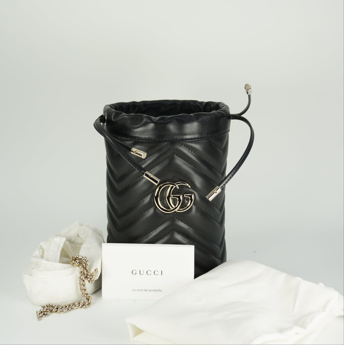 GUCCI GG Marmont bucket small bag