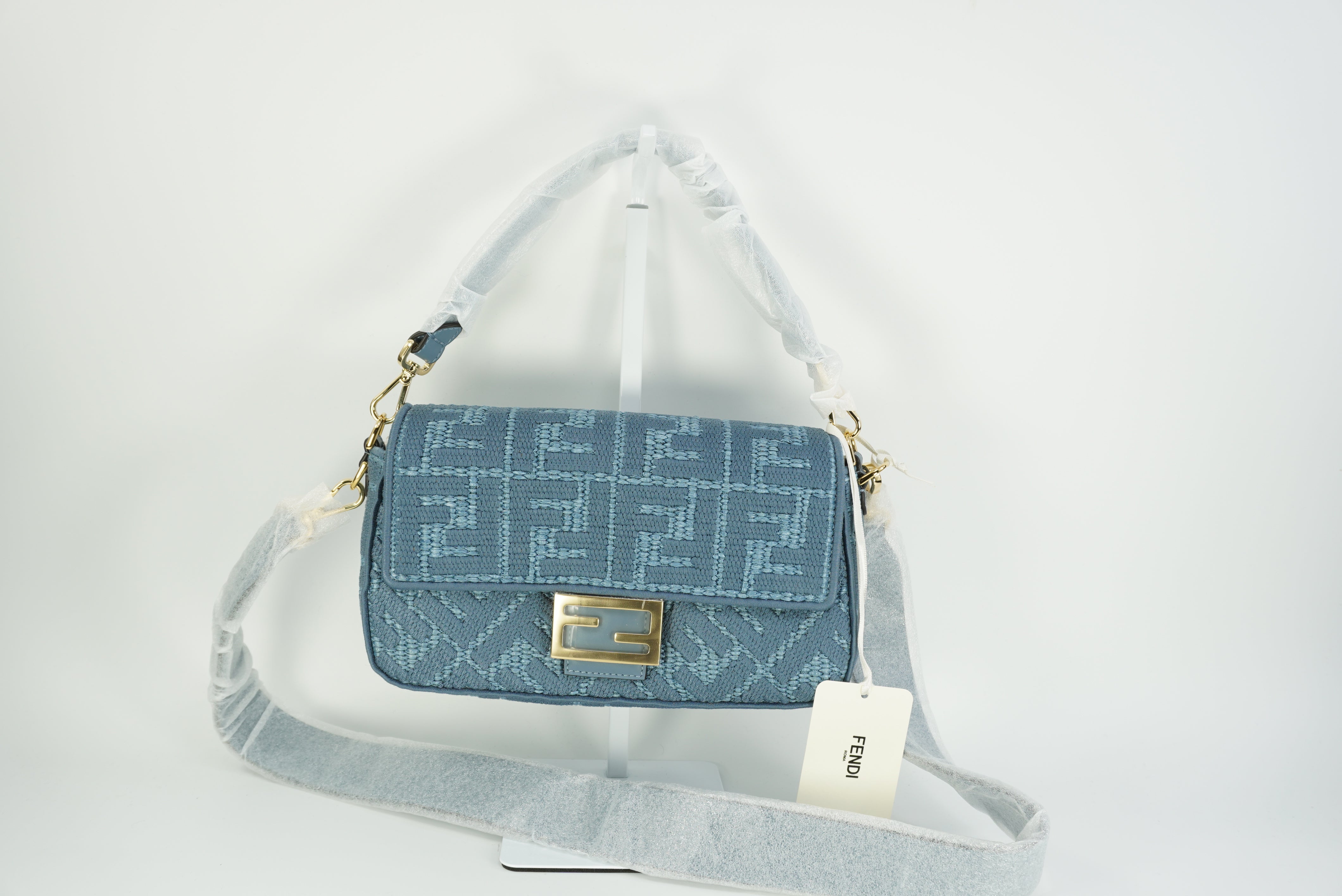 FENDI BAGUETTE®  Blue woven raffia-effect material bag with FF embroidery