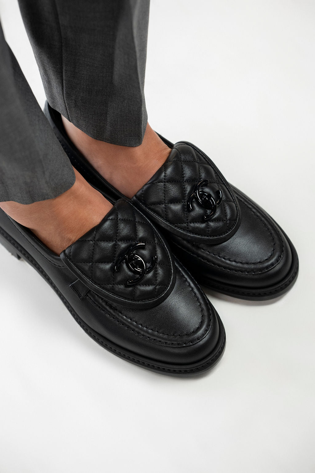 CHANEL 24C Collection Oxford Black