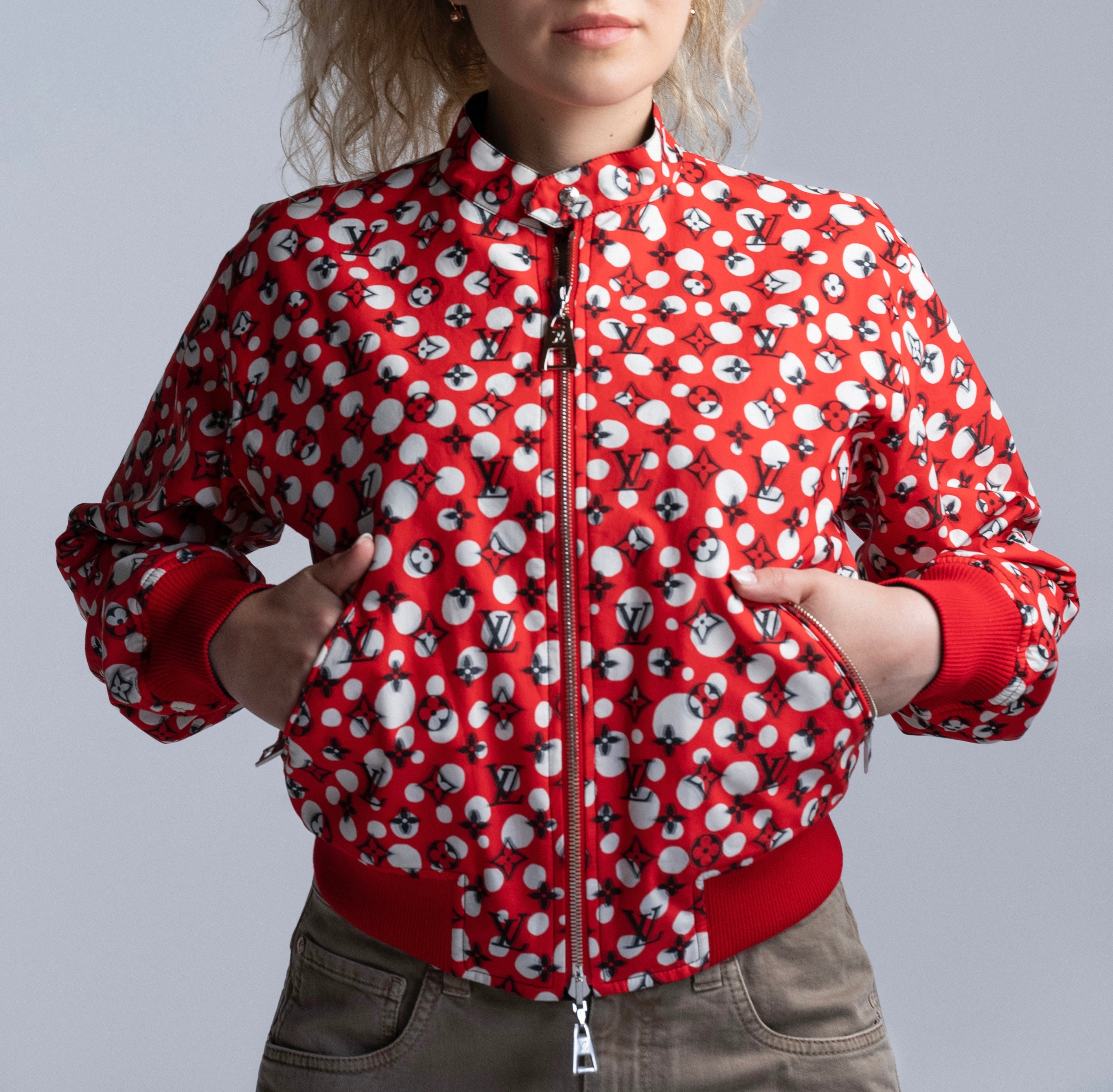 LOUIS VUITTON WOMEN Yayoi Kusama 2023 Runway Reversible infinity dots bomber