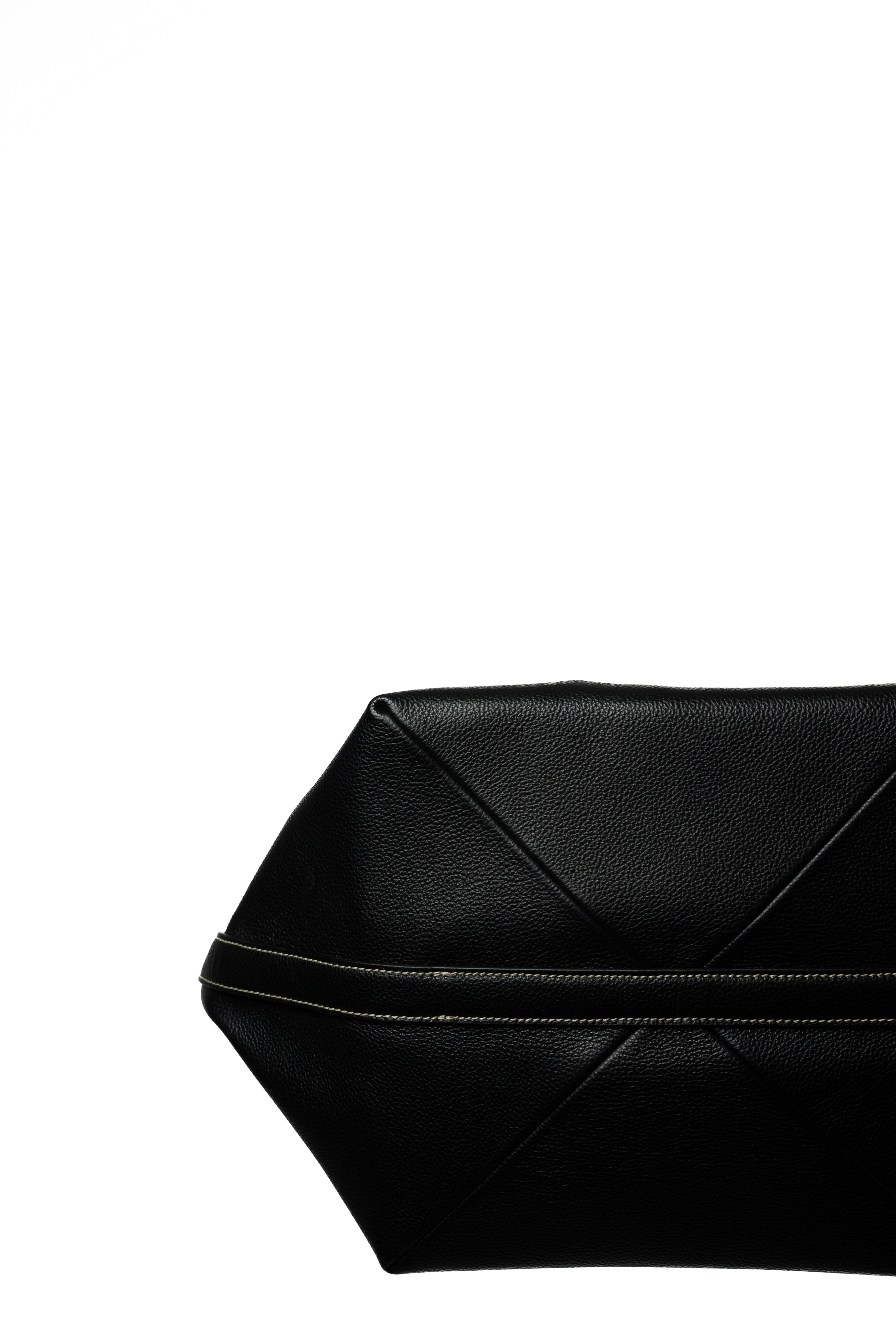 TOTEME Tote Bag Belted Black Grain