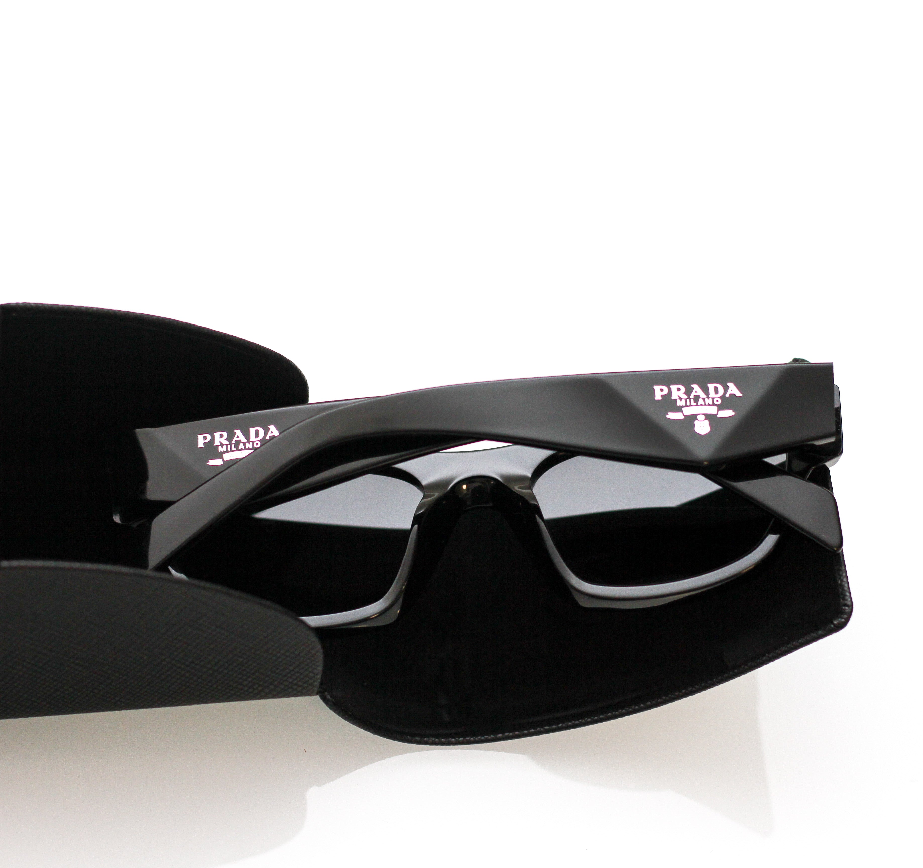 PR C07S Prada unisex sunglasses